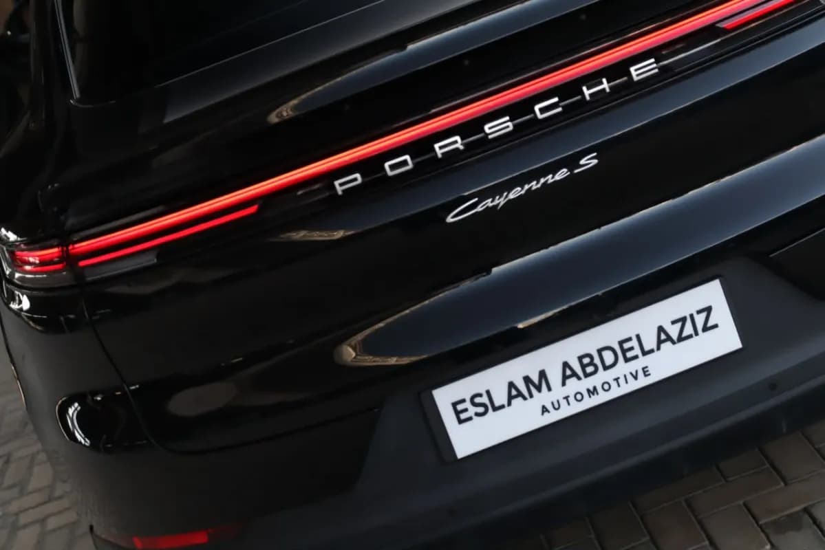 بورش كايان 2026 اس أسود أوتوماتيك — جديدة