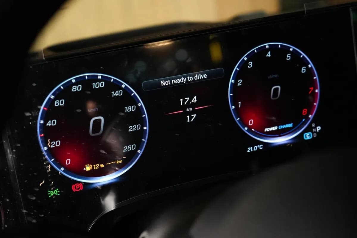 مرسيدس بنز CLA 200 2026 ايه ام جي أسود أوتوماتيك — جديدة