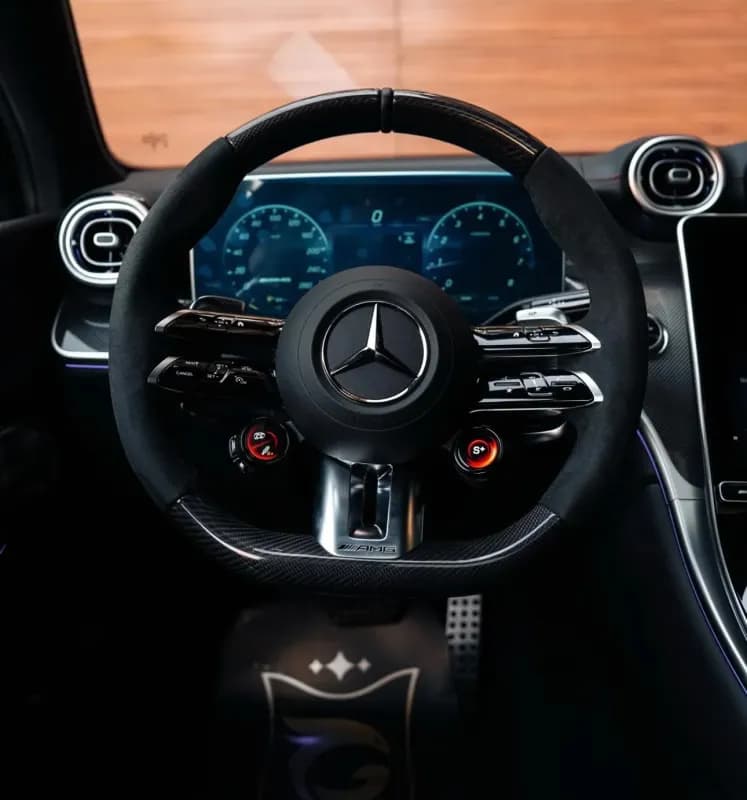 مرسيدس بنز GLC 43 2026 اي ام جي كوبيه أسود أوتوماتيك — جديدة