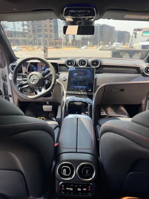 مرسيدس بنز GLC 43 2025 ايه ام جي رمادي ناردو أوتوماتيك — مستعملة
