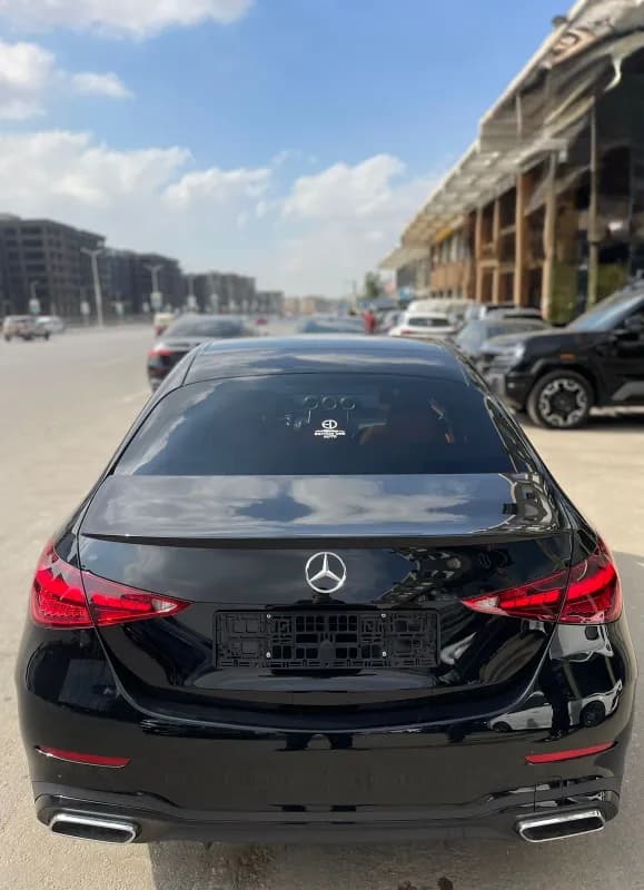 مرسيدس بنز C200 2026 بريميوم بلس أسود أوتوماتيك — جديدة