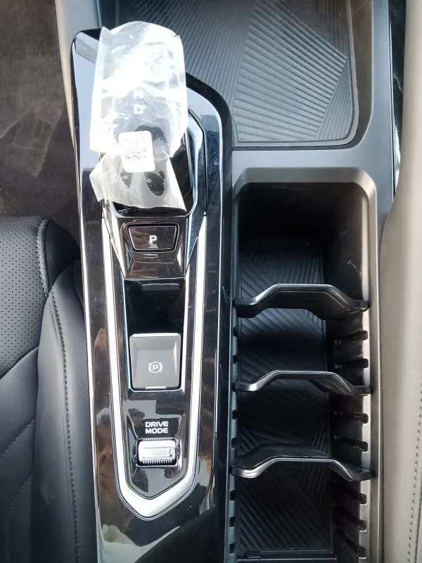 Geely Coolray 2026 A/T / GL White Dct — New