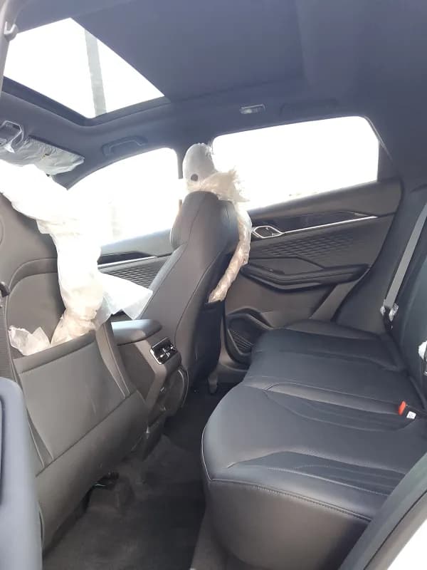 Geely Coolray 2026 A/T / GL White Dct — New