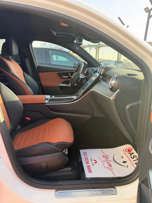 مرسيدس بنز GLC 300 2024 ايه ام جي أبيض أوتوماتيك — جديدة
