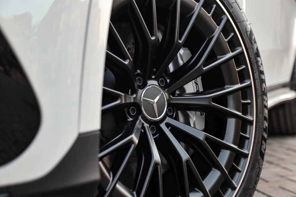 مرسيدس بنز GLC 43 2026 ايه ام جي أبيض أوتوماتيك — جديدة