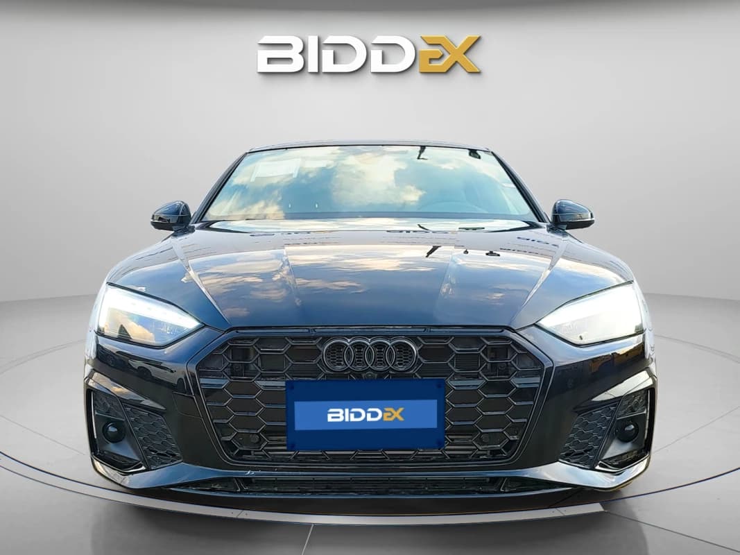 Audi A5 2024 اس لاين أسود أوتوماتيك — جديدة