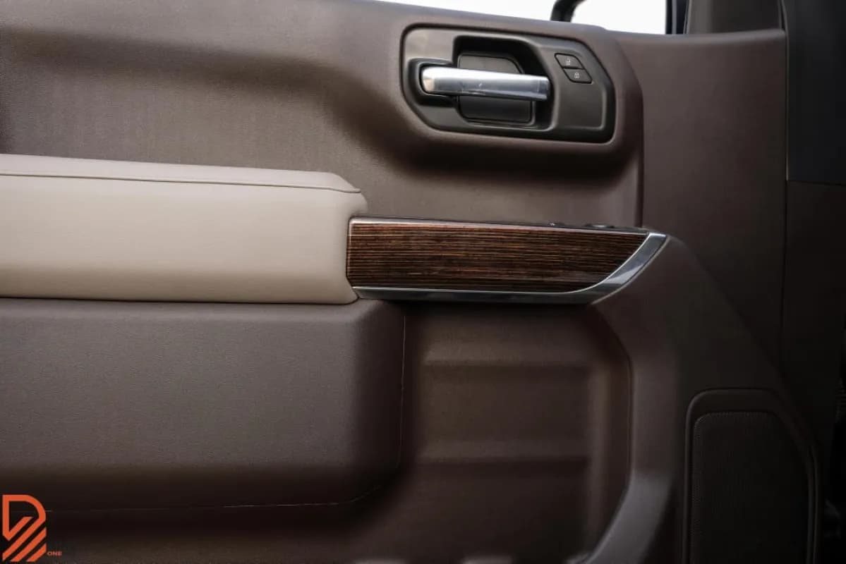 GMC Sierra 2025 SLE Black Automatic — New
