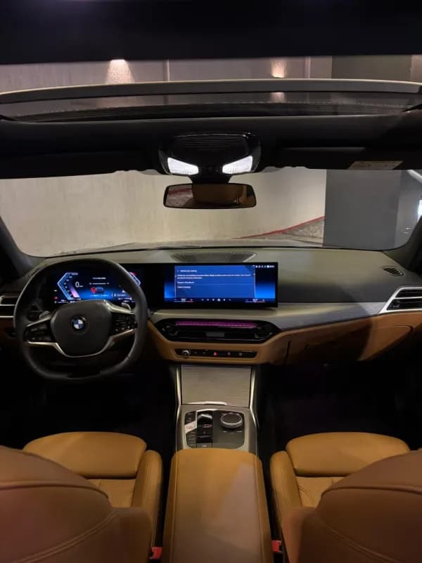 BMW 320i 2026 Luxury Line Black Automatic — Used