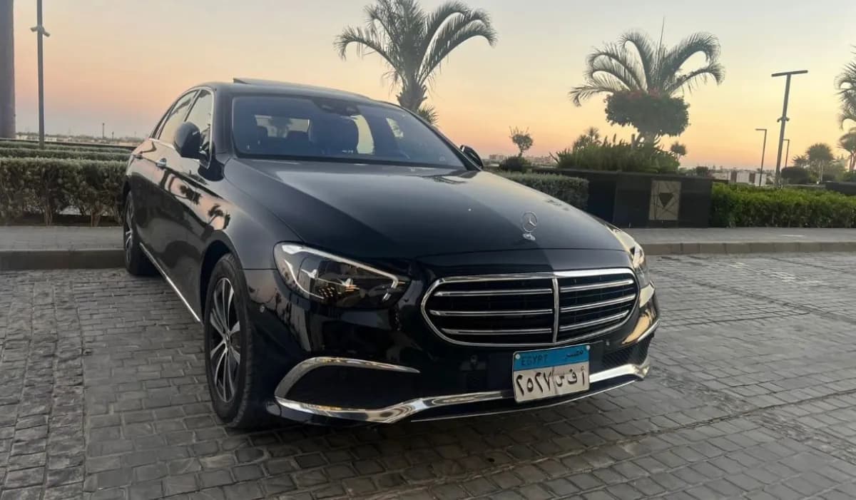 Mercedes-Benz E200 2022 Avantgrade Black Automatic — Used