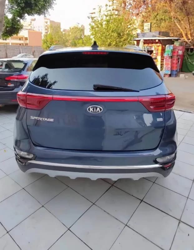 Kia Sportage 2019 topline Dark Blue Automatic — Used