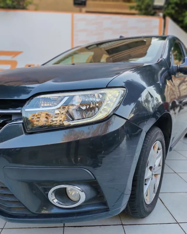 Renault Logan 2020 Highline Black Automatic — Used