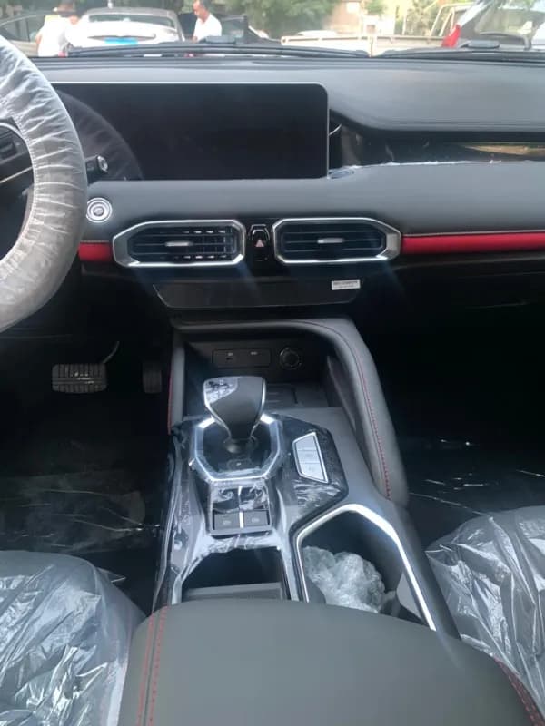سويست S05 2027 هاي لاين أسود أوتوماتيك — جديدة