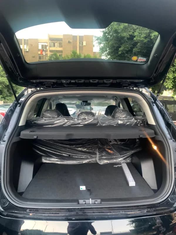 سويست S05 2027 هاي لاين أسود أوتوماتيك — جديدة