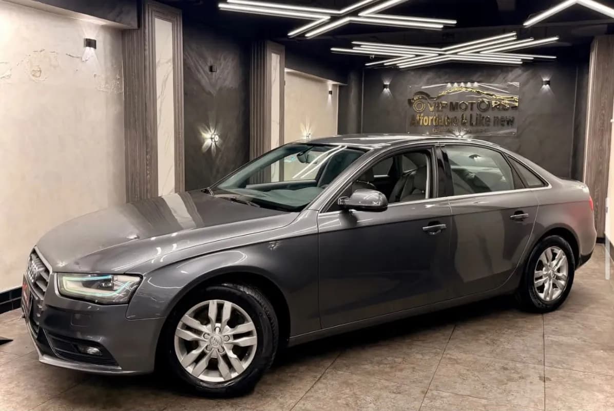 Audi A4 2013 S-line Gray Automatic — Used