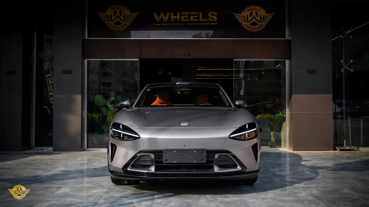 شاومي واي يو 7 2025 ماكس كاربون ايديشن فضي أوتوماتيك — جديدة