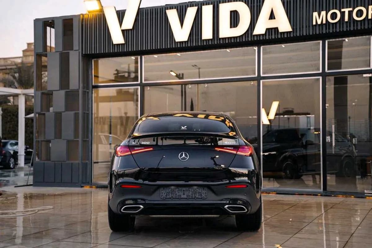 مرسيدس بنز GLC 300 2026 ايه ام جي أسود أوتوماتيك — جديدة