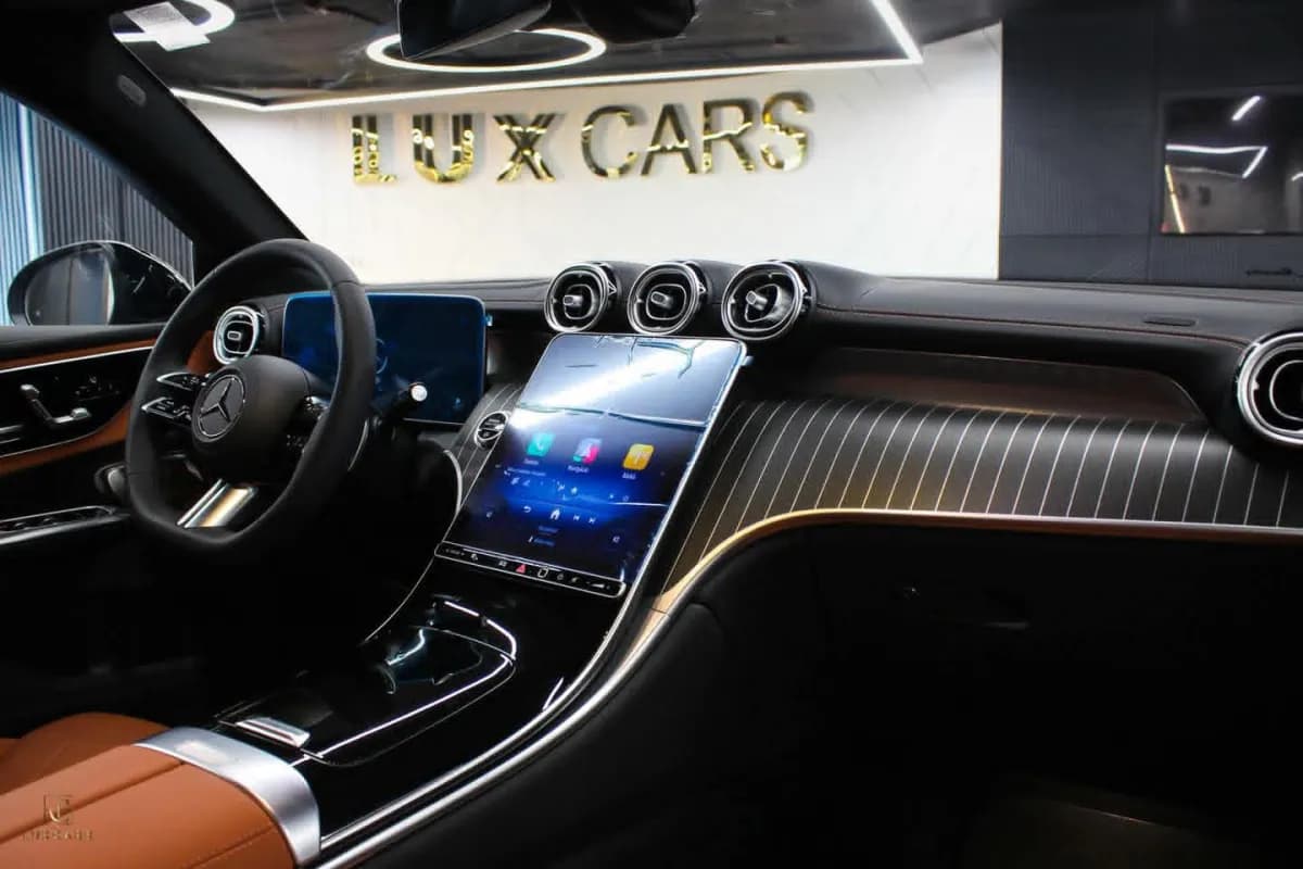 مرسيدس بنز GLC 300 2026 اي ام جي كوبيه رمادي أوتوماتيك — جديدة
