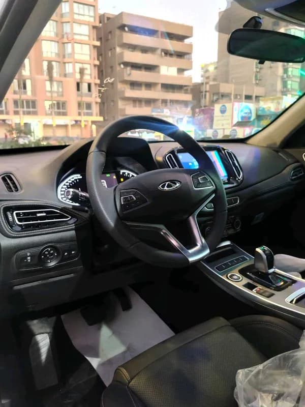 شيري تيجو 7 2026 لاكشري أبيض قابض مزدوج — جديدة