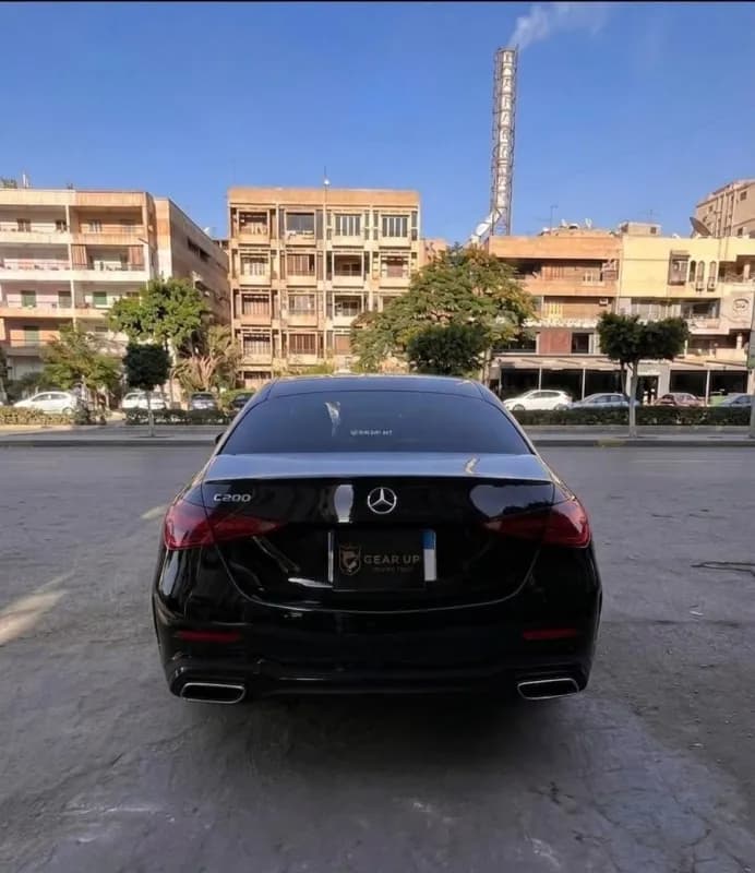 مرسيدس بنز C200 2023 ايه ام جي أسود أوتوماتيك — مستعملة