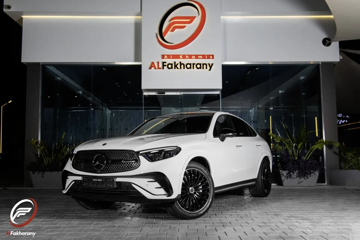 مرسيدس بنز GLC 300 2026 ايه ام جي أبيض أوتوماتيك — جديدة