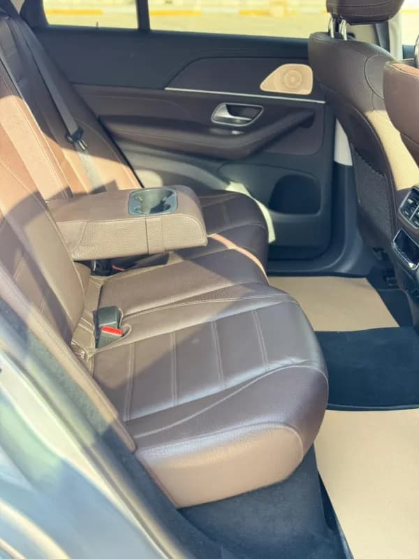 مرسيدس بنز GLE450 2023 ايه ام جي فضي أوتوماتيك — مستعملة