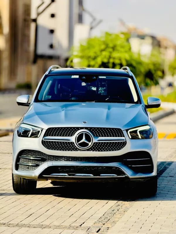 مرسيدس بنز GLE450 2023 ايه ام جي فضي أوتوماتيك — مستعملة