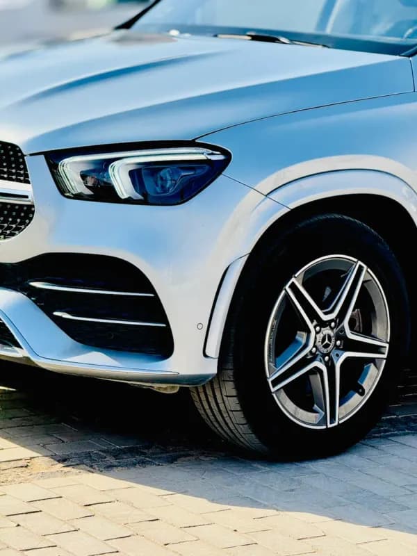 مرسيدس بنز GLE450 2023 ايه ام جي فضي أوتوماتيك — مستعملة
