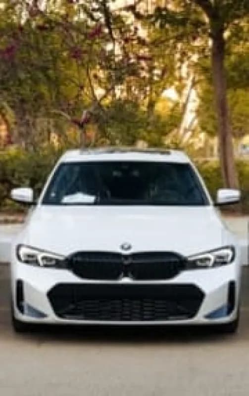 بي ام دبليو 320i 2026 أم سبورت باكيدج أبيض أوتوماتيك — جديدة