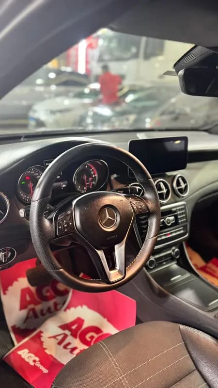 مرسيدس بنز GLA 200 2015 ايه ام جي رمادي أوتوماتيك — مستعملة