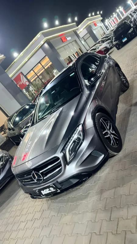 مرسيدس بنز GLA 200 2015 ايه ام جي رمادي أوتوماتيك — مستعملة