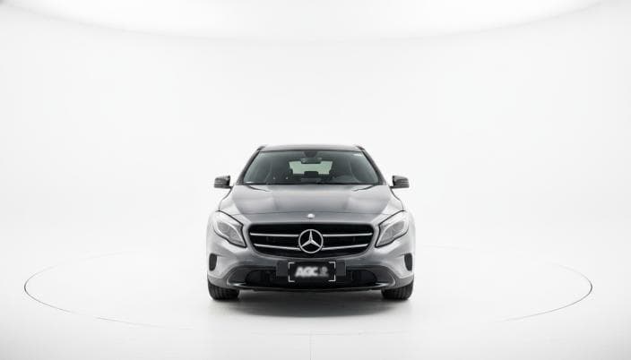 مرسيدس بنز GLA 200 2015
