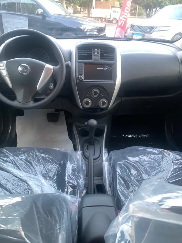 نيسان صني 2027 الفقة الثانية شمبانيا أوتوماتيك — جديدة