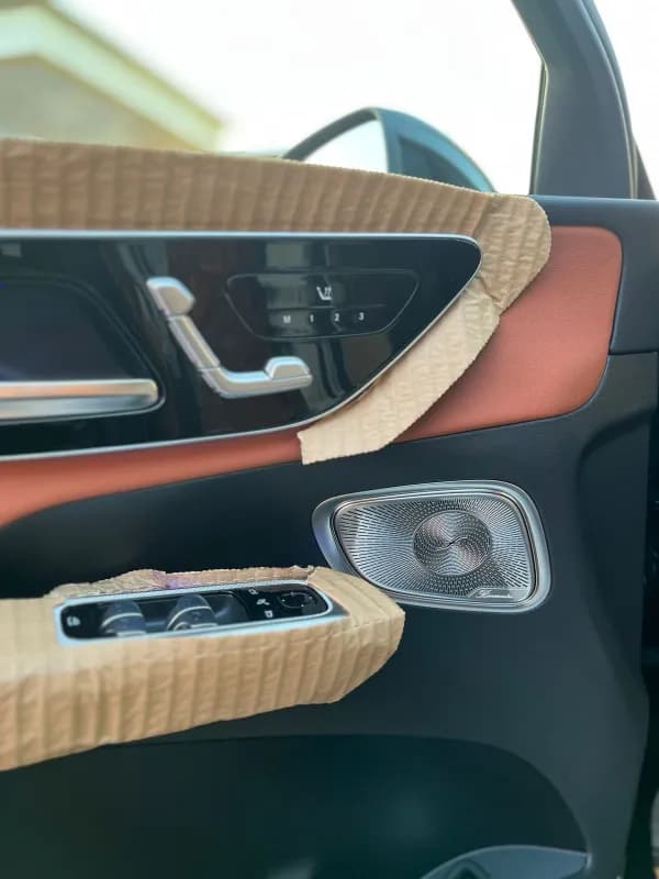 مرسيدس بنز GLC 300 2026 اي ام جي كوبيه أسود أوتوماتيك — جديدة