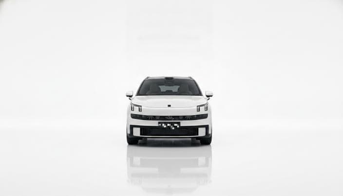 Lynk & Co 900 2026