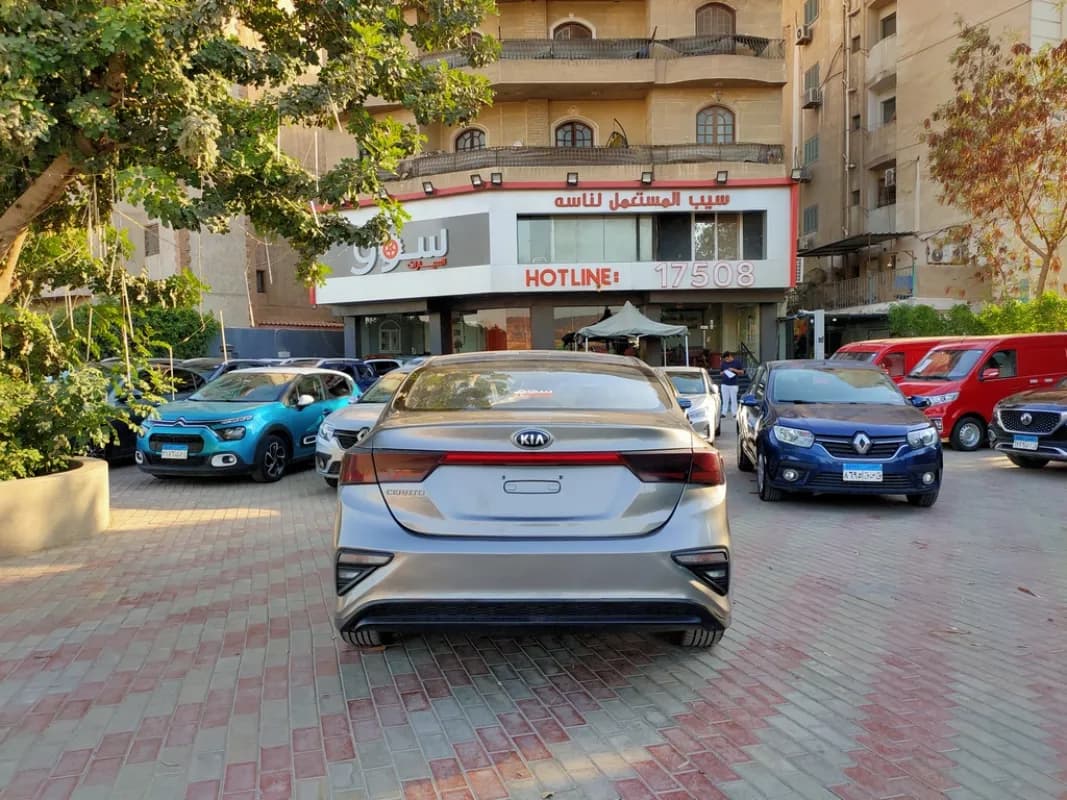 كيا جراند سيراتو 2019 ال اكس اف اوه فضي أوتوماتيك — مستعملة