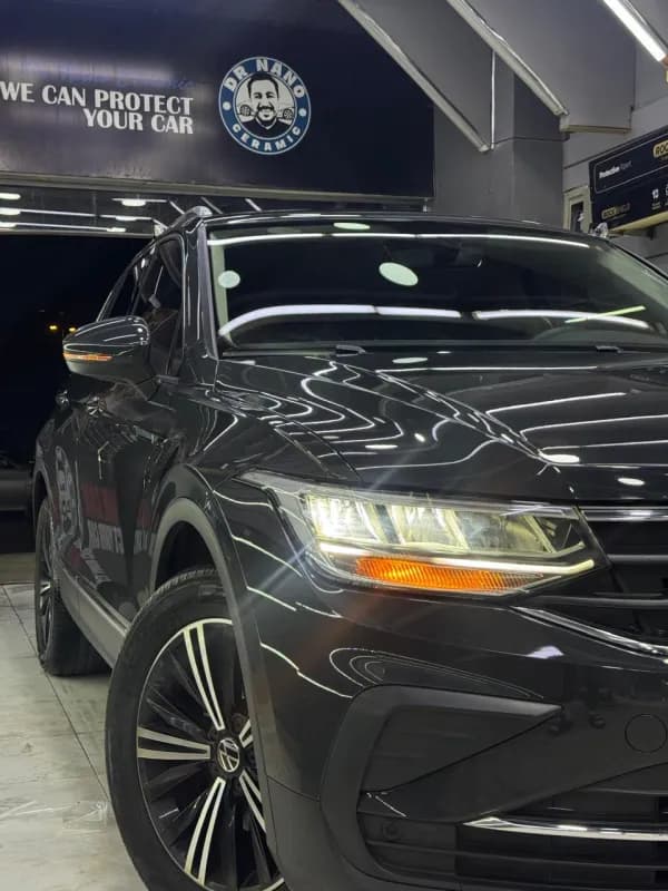 Volkswagen Tiguan 2024 Highline Gray Automatic — Used
