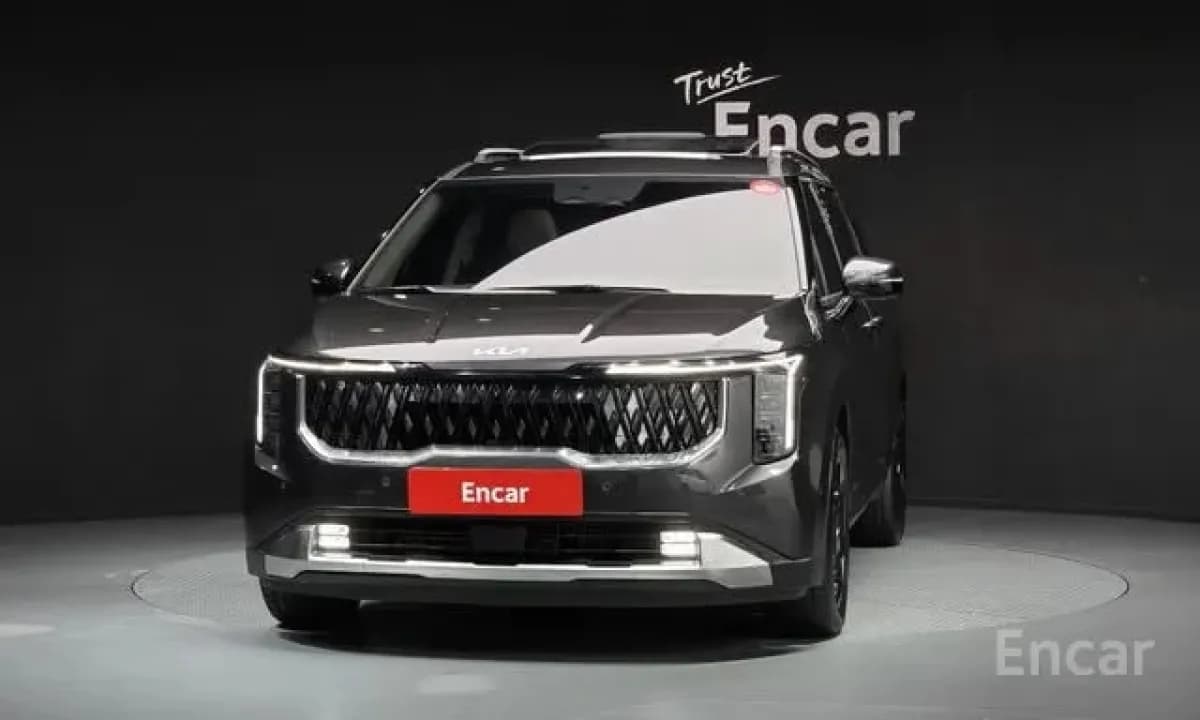 كيا كارنفال 2026 توب لاين أسود أوتوماتيك — مستعملة