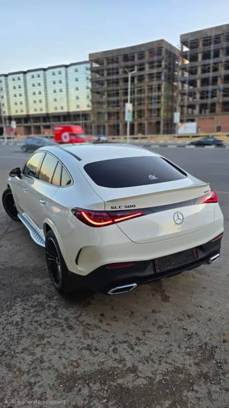 مرسيدس بنز GLC 300 2024 اي ام جي كوبيه أبيض أوتوماتيك — جديدة