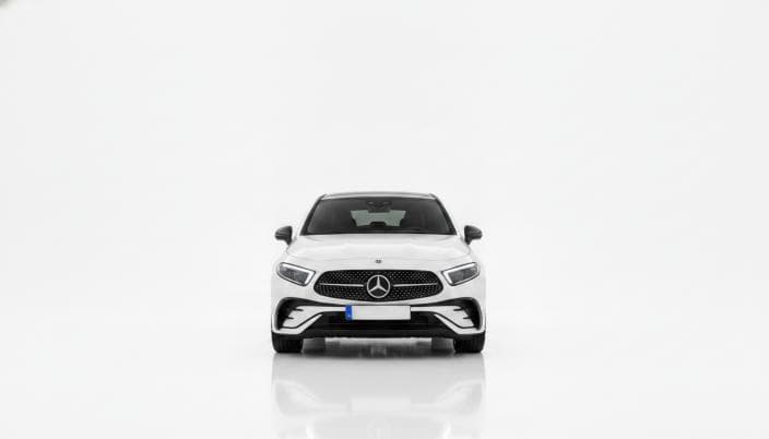 مرسيدس بنز GLC 300 2024 اي ام جي كوبيه أبيض أوتوماتيك — جديدة