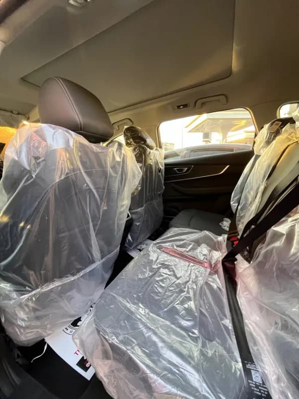 شيري تيجو 8 2027 A/T / LUXURY 7 SEATS 2026 رمادي أوتوماتيك — جديدة