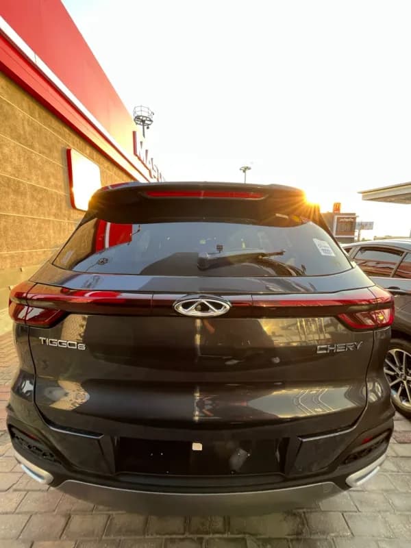 شيري تيجو 8 2027 A/T / LUXURY 7 SEATS 2026 رمادي أوتوماتيك — جديدة