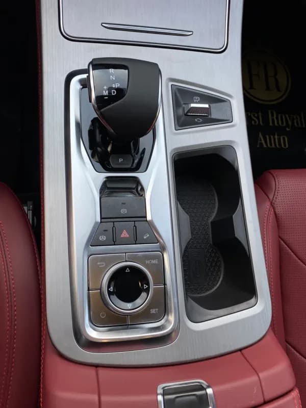 Jetour X70 PLUS 2027 Luxury Gray Automatic — New