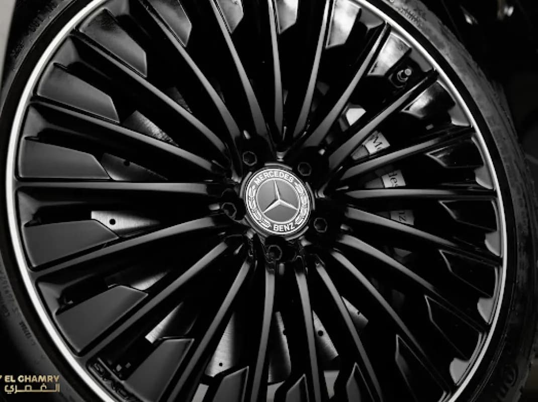 مرسيدس بنز E200 2026 بريميوم أسود أوتوماتيك — جديدة