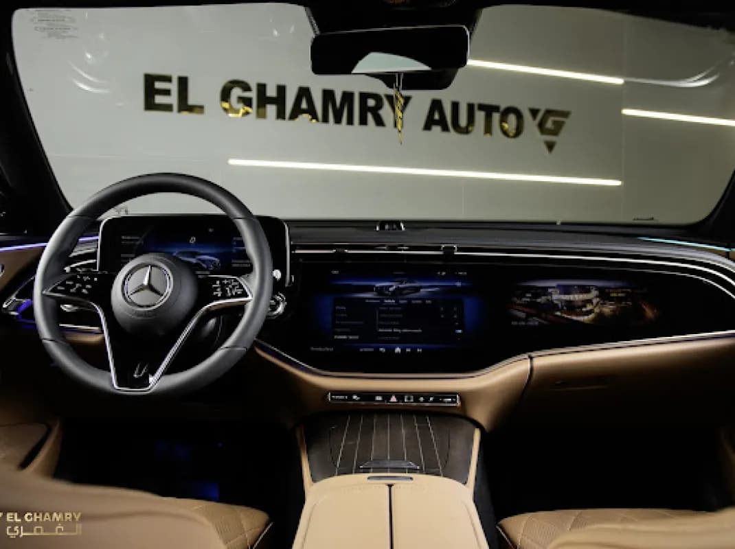 مرسيدس بنز E200 2026 اكسكلوسيف أسود أوتوماتيك — جديدة