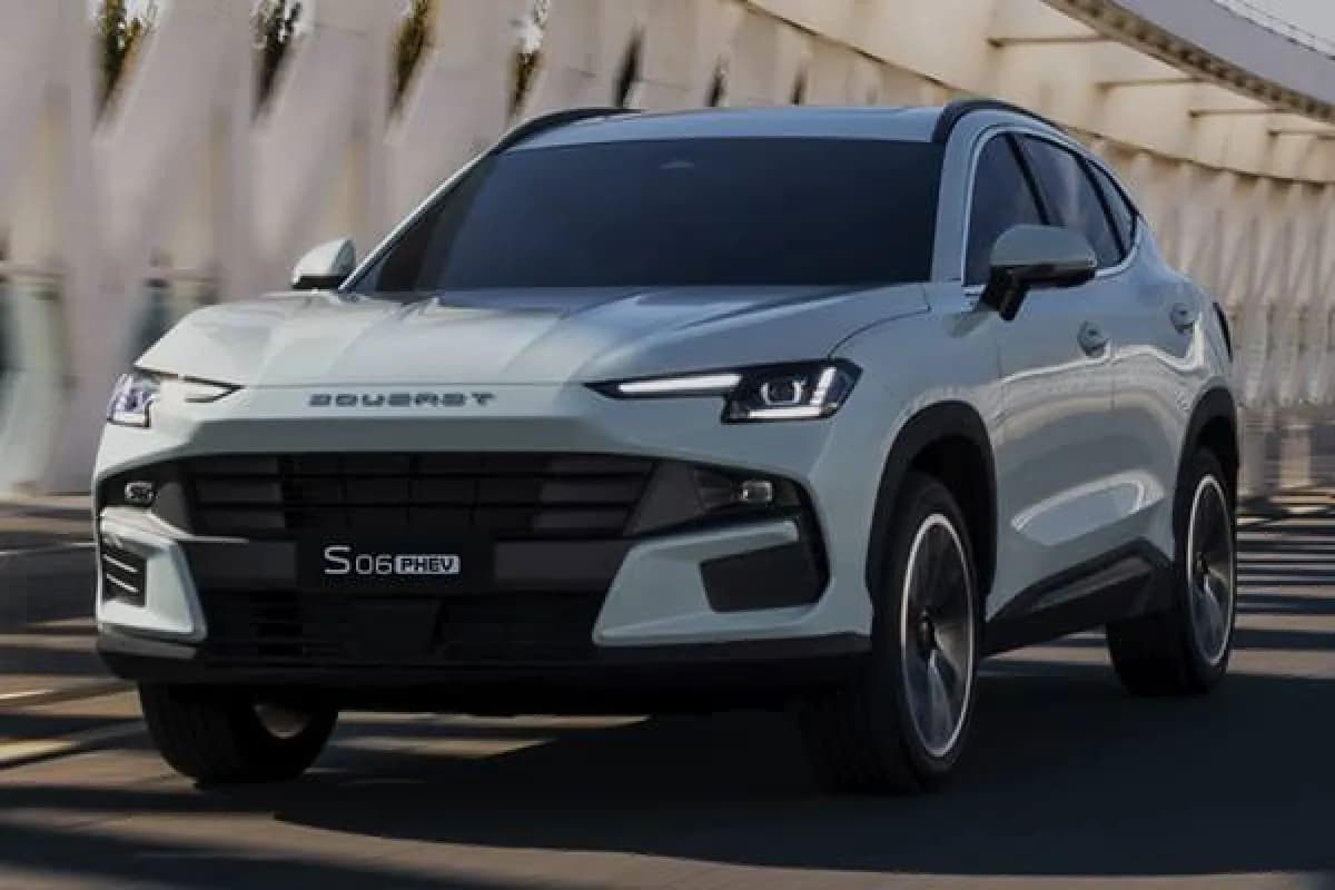 سويست S06 2027 دي ام أبيض أوتوماتيك — جديدة