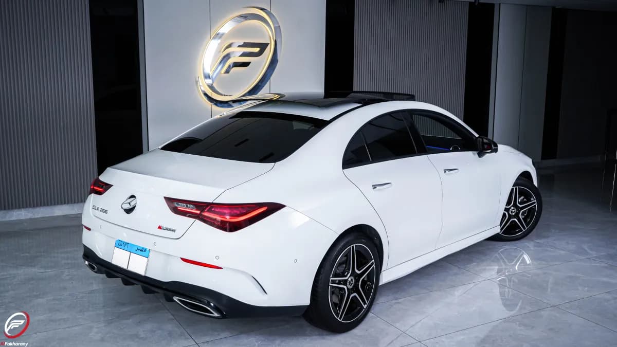 مرسيدس بنز CLA 200 2024 ايه ام جي أبيض أوتوماتيك — مستعملة