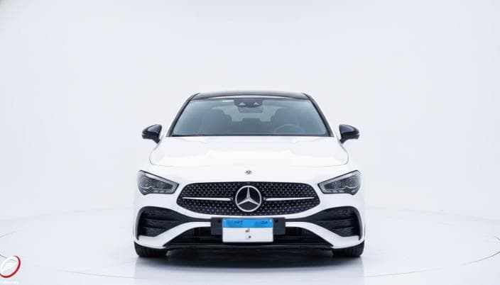 مرسيدس بنز CLA 200 2024 ايه ام جي أبيض أوتوماتيك — مستعملة