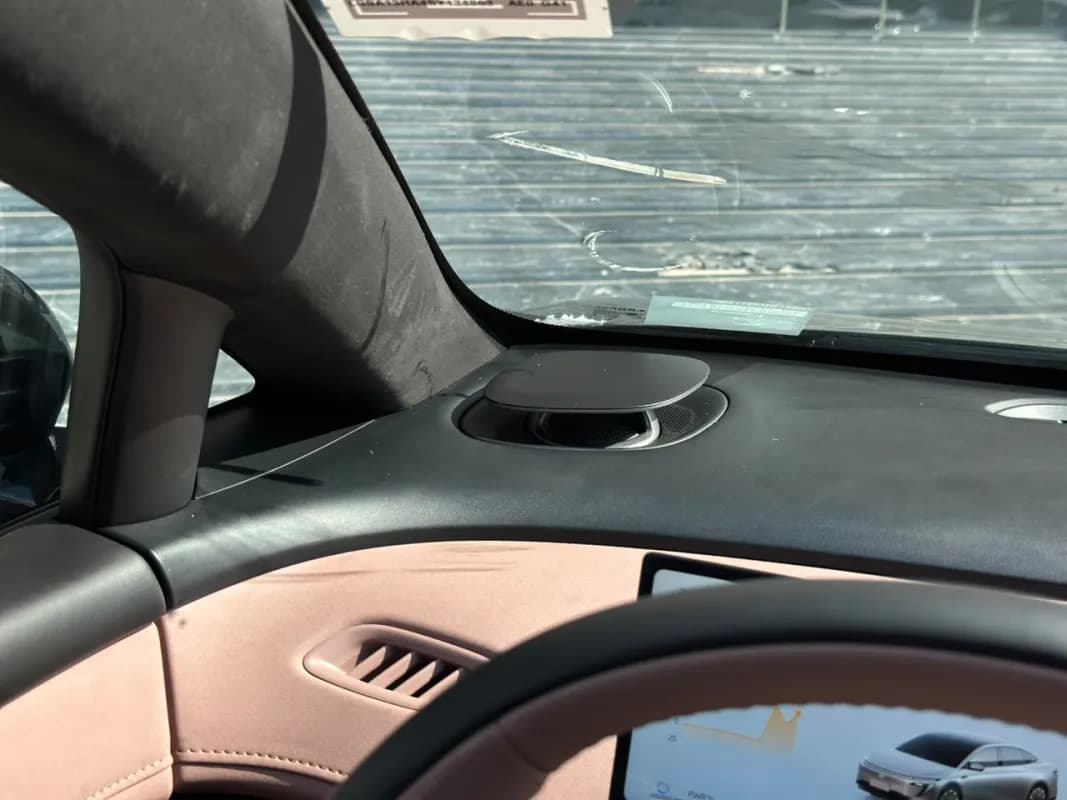 Nissan N7 2025 Long Range Black Automatic — New
