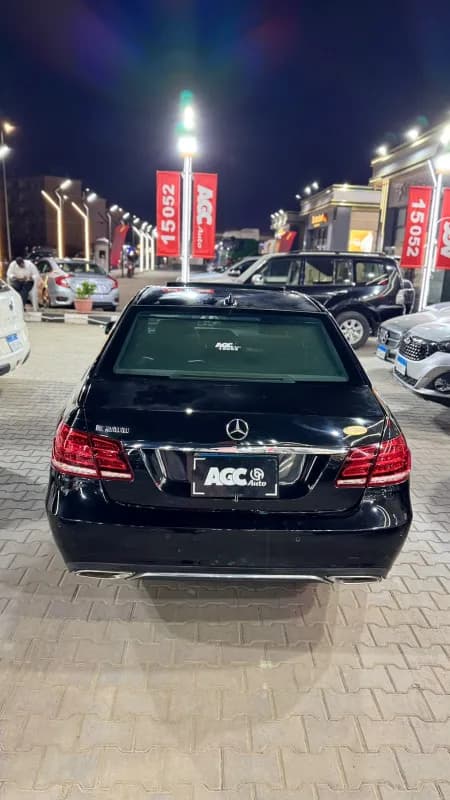 Mercedes-Benz E200 2016 Avantgrade Black Automatic — Used