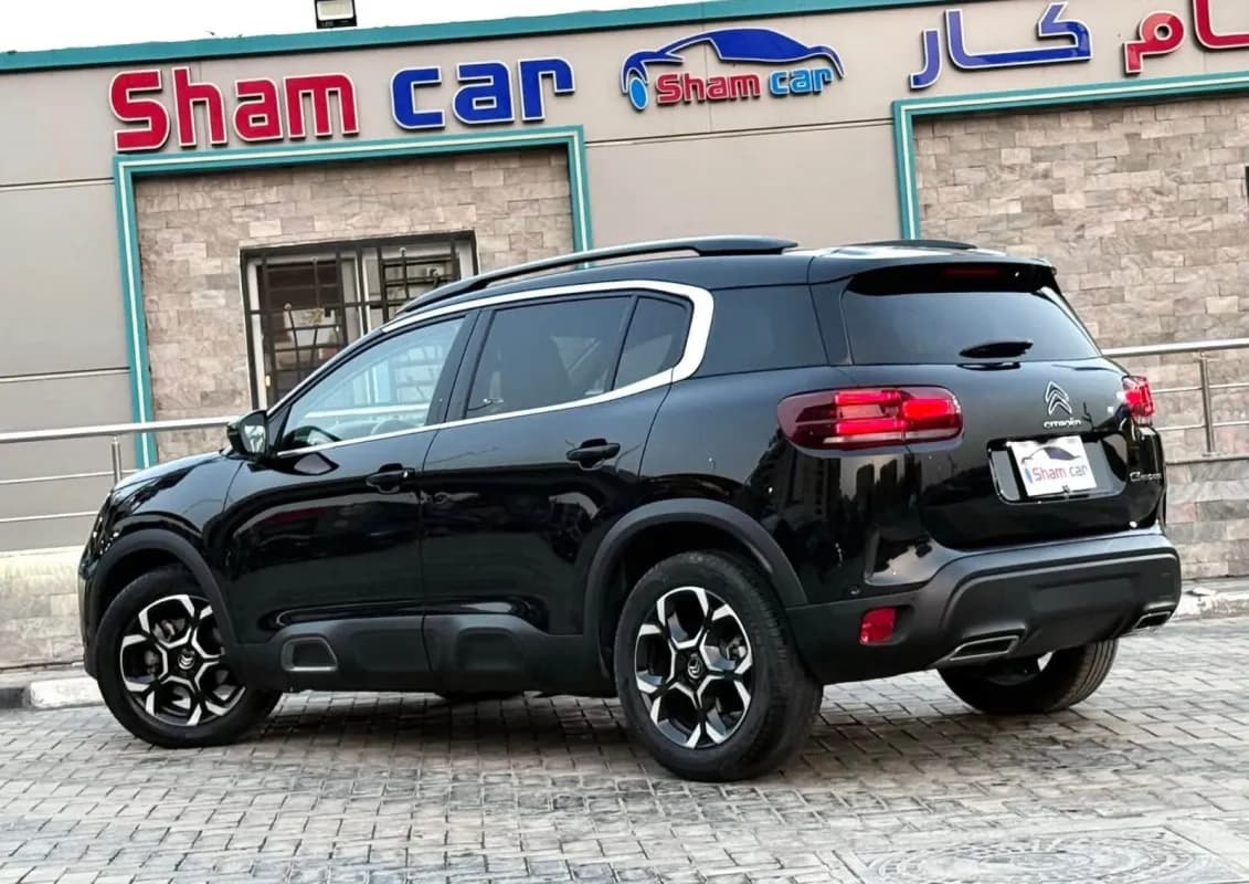 سيتروين C5 ايركروس 2023 شاين أسود أوتوماتيك — مستعملة